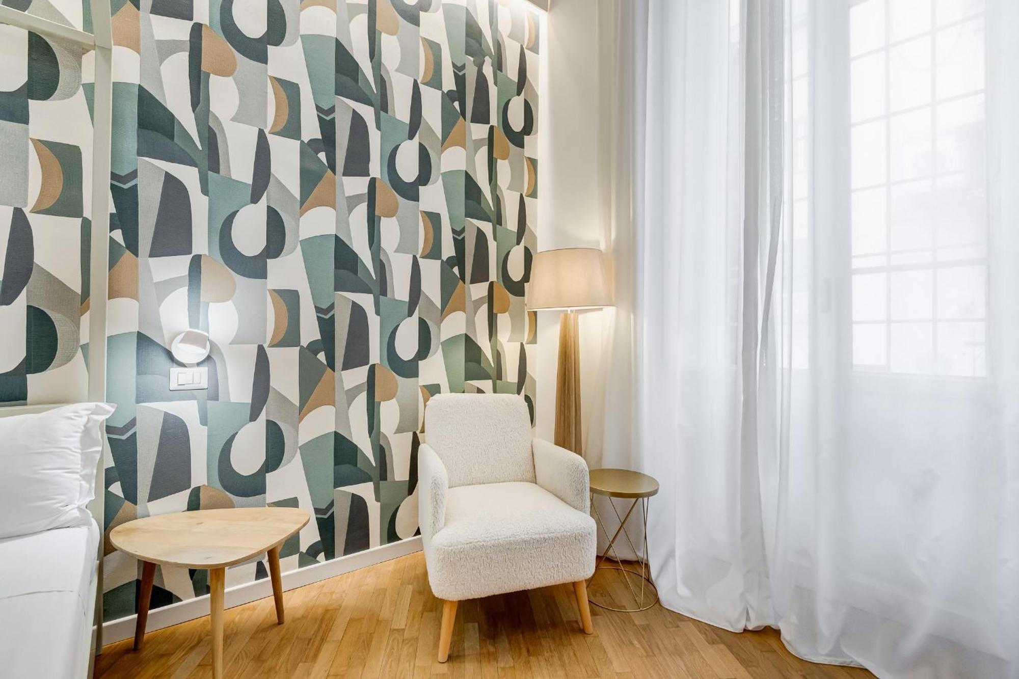 Bmga L Gracchi Lux Lovely 3bdr Rom
